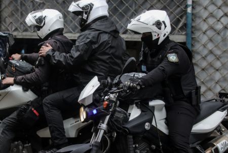 Θεσσαλονίκη: Κακουργηματική δίωξη στους δύο νεαρούς για την οπαδική επίθεση στη Νέα Μηχανιώνα