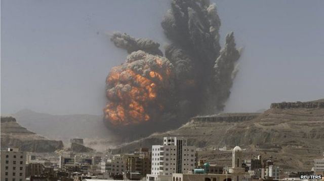 Βομβάρδισαν σπίτι ιμάμη στην Υεμένη: Νεκρά άλλα 16 μέλη της οικογένειάς του