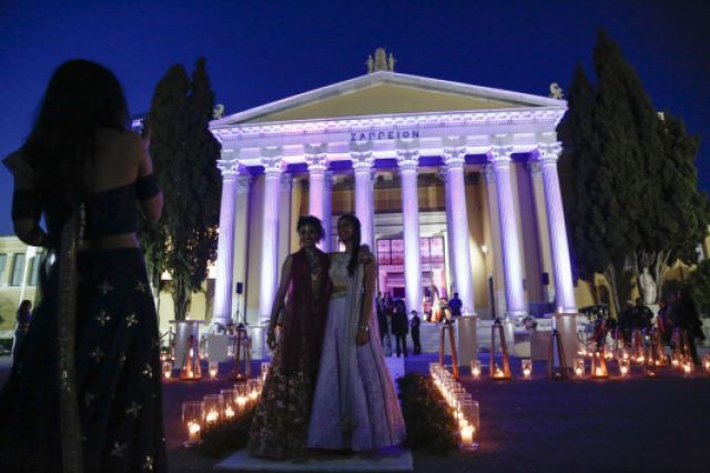 Φαντασμαγορικός ινδικός γάμος με άρωμα Bollywood στο Ζάππειο! [pics]