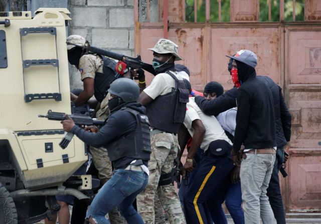 Αϊτή: Αστυνομικοί εναντίον στρατιωτών με νεκρούς και τραυματίες
