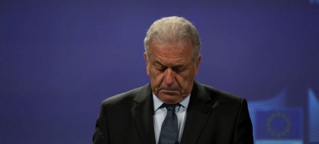 Ο Αβραμόπουλος αποχαιρετά το Δημήτρη Σιούφα: Ξεχωριστή προσωπικότητα του δημόσιου βίου