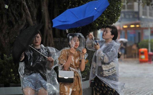 Νεκροί από τις έντονες βροχοπτώσεις στην Κίνα