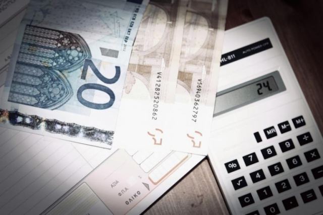 Φορολογικές δηλώσεις: «Παγίδα» οι αποδείξεις – Ποιοι κινδυνεύουν να πληρώσουν «βαρύ» φόρο