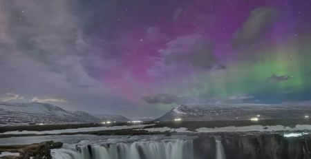 Το συγκλονιστικό Βόρειο Σέλας στον Ισλανδικό νυχτερινό ουρανό (ΦΩΤΟ)