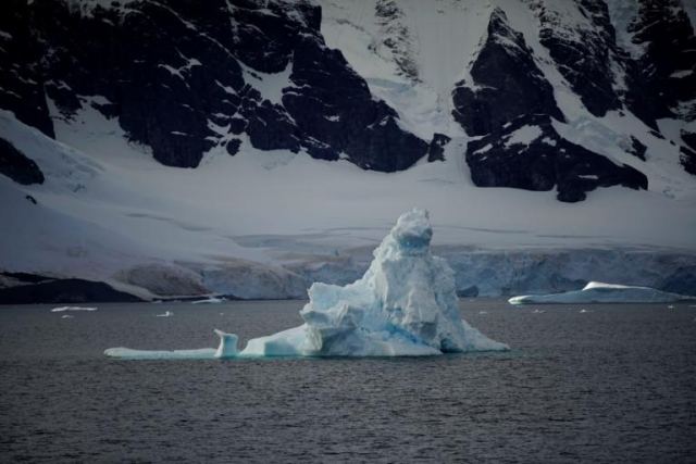 Κλιματική Αλλαγή: Σπέρνει τον τρόμο στους ωκεανούς – Λιώνει η Ανταρκτική!