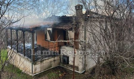 Κάηκε ολοσχερώς σπίτι στην Π. Γιαννιτσού (ΦΩΤΟ)