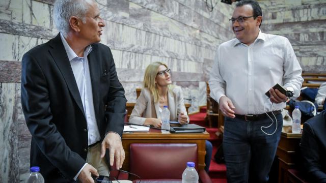 Νομοσχέδιο ΔΕΗ: Αδιάβαστοι οι βουλευτές του ΣΥΡΙΖΑ λόγω Πολυτεχνείου