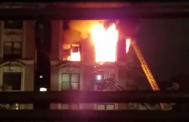 Φονική πυρκαγιά σε πολυκατοικία στη Νέα Υόρκη! Τέσσερα παιδιά ανάμεσα στους νεκρούς – video