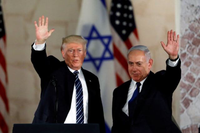 Τραμπ: Υπογράφει και αναγνωρίζει την ισραηλινή κυριαρχία στο Γκολάν!
