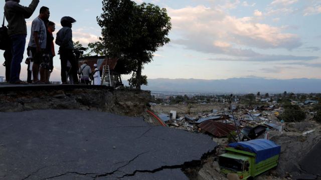 Ινδονησία: Στους 844 οι νεκροί από τον φονικό σεισμό