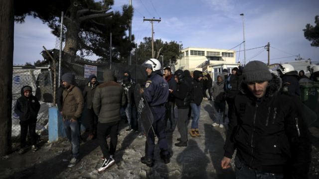 «Χτύπημα» σε κύκλωμα που διακινούσε μετανάστες στην Ευρώπη