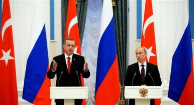 Τηλεφωνικές επικοινωνίες Πούτιν με Ερντογάν και Μακρόν για τη Συρία