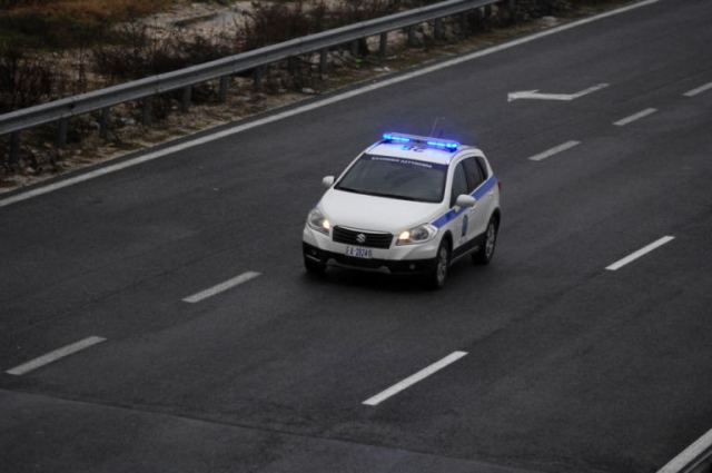 Τροχαίο στην εθνική οδό Αθηνών Θεσσαλονίκης με τρεις τραυματίες – Σύγκρουση νταλίκας με αυτοκίνητα!
