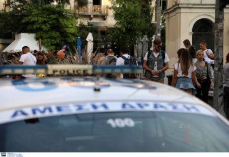 Θεσσαλονίκη: Παραδόθηκε ο 52χρονος που μαχαίρωσε μάγειρα σε ουζερί για μια μερίδα κοντοσούβλι