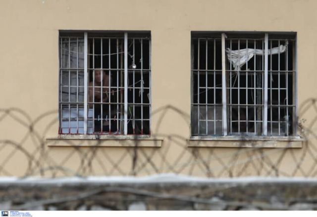 Φυλακές Κορυδαλλού: Καζίνο, κρεπερί και κρουπιέρης – Σοκ από τα ευρήματα