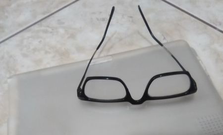 Βρέθηκαν γυναικεία γυαλιά οράσεως
