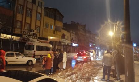 Σεισμός στην Τουρκία: «Ισοδύναμη με 550 ατομικές βόμβες η ισχύς που απελευθερώθηκε από τις δύο δονήσεις»