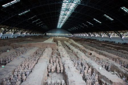 Γιατί φοβούνται οι αρχαιολόγοι να ανοίξουν τον τάφο του πρώτου αυτοκράτορα της Κίνας;