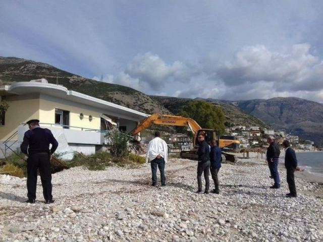 Αλβανός ΥΠΕΞ: Τα σπίτια των Ελλήνων στη Χιμάρα δεν… ανήκουν σε ιδιώτες