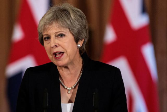 Brexit - Μέι: Ραγδαίες εξελίξεις! Αναμένονται παραιτήσεις υπουργών μετά από το φιάσκο στην Σύνοδο Κορυφής