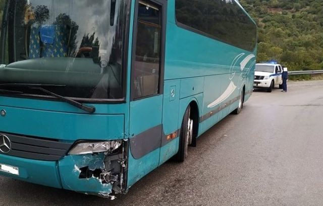 Τροχαίο λεωφορείου με ΙΧ - Ένας τραυματίας