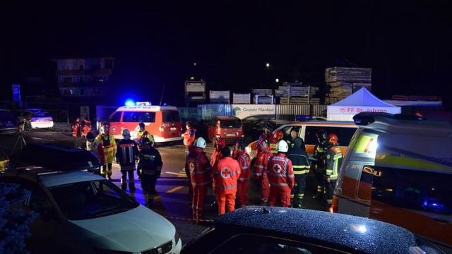 Αυτοκίνητο έπεσε σε τουρίστες στην Ιταλία - Έξι νεκροί και 11 τραυματίες