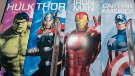 Σούπερ-ήρωες: Πώς γεννήθηκαν Iron Man, Batman, Spiderman και Superman και πόσα κέρδη αποφέρουν στις εταιρείες