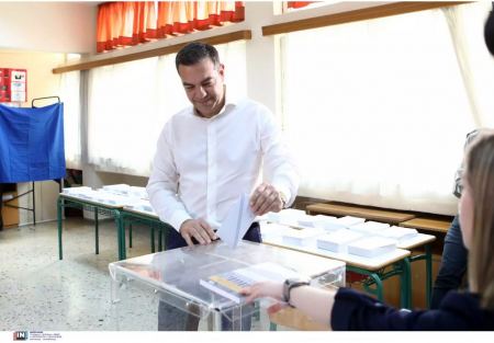 Τσίπρας: Στο Περιστέρι ψήφισε ο πρόεδρος του ΣΥΡΙΖΑ