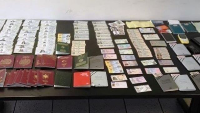 Κύκλωμα διακινούσε πρόσφυγες μέσω αεροδρομίων - Έως 1.500 ευρώ η ταρίφα του πλαστού διαβατηρίου