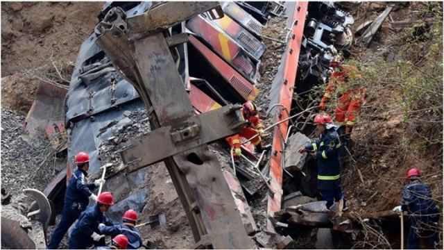 Τραγωδία στην Κίνα: Εκτροχιάστηκε τρένο - Έξι νεκροί - ΒΙΝΤΕΟ