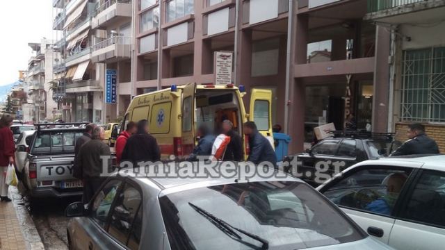 Λαμία: Τραυματισμός courier στο κέντρο της πόλης - ΦΩΤΟ