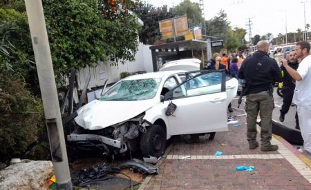 Τελ Αβίβ: Αυτοκίνητο έπεσε πάνω σε κόσμο με τουλάχιστον 1 νεκρή και 19 τραυματίες