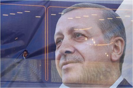 Εκλογές στην Τουρκία: Με αέρα νίκης ο Ερντογάν – Στοίχημα η συμμετοχή – «Ρυθμιστές» οι υπερεθνικιστές