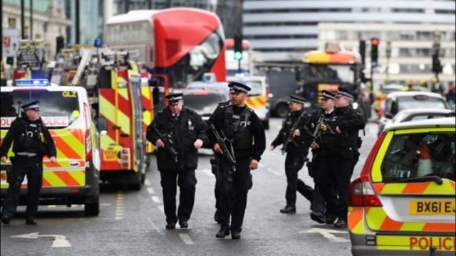Τι λέει ο εκπρόσωπος Τύπου της ελληνικής πρεσβείας στο Λονδίνο για την επίθεση - ΒΙΝΤΕΟ