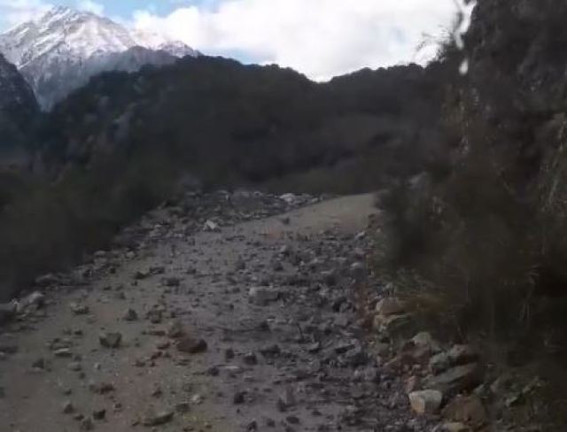 Κατολισθήσεις στο ορεινό δίκτυο της Αργιθέας από τον σεισμό των 4,7 Ρίχτερ