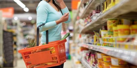 Σκρέκας: Ειδικά ταμπελάκια στα ράφια των σούπερ μάρκετ σε δύο εβδομάδες για τα προϊόντα με μειωμένες τιμές