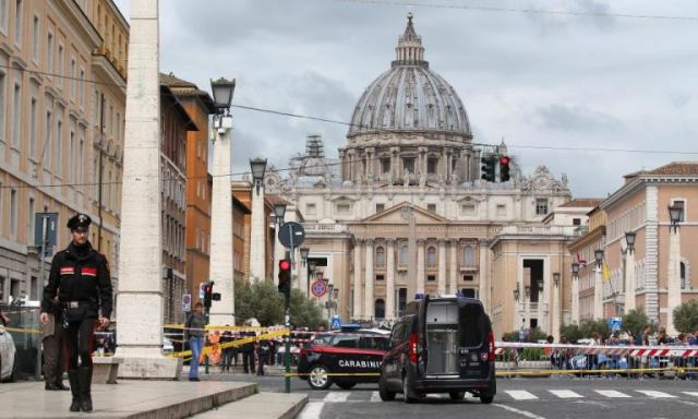 Συναγερμός για βόμβα στο Βατικανό ενώ είναι σε εξέλιξη ομιλία του Πάπα Φραγκίσκου