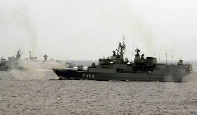 Επικίνδυνες εξελίξεις στο Αιγαίο - Τούρκοι απείλησαν Έλληνα ψαρά - Έσπευσε στο σημείο το Πολεμικό Ναυτικό