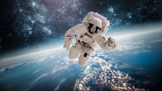 Aπίστευτο! Η NASA ψάχνει προστάτη της Γης από εξωγήινους