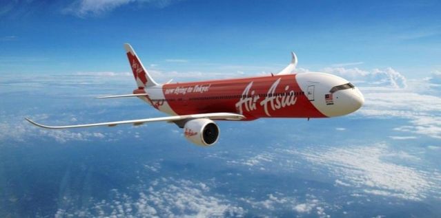 Νέο θρίλερ στον αέρα: Χάθηκε αεροσκάφος της Air Asia - Η τελευταία επικοινωνία με τον πιλότο