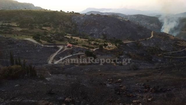 Εικόνες καταστροφής από τις πυρκαγιές στην Εύβοια