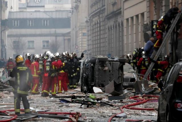 Παρίσι: Βομβαρδισμένο τοπίο μετά την φονική έκρηξη στο κέντρο της πόλης!