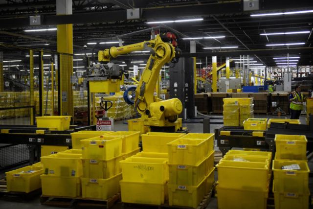 Χιλιάδες απολύσεις έρχονται στην Amazon - Αντικαθιστά με μηχανές τους εργαζόμενους
