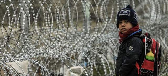 Η ΠΓΔΜ στήνει και δεύτερο φράκτη στα σύνορα με την Ελλάδα