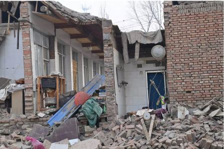 Κίνα: 148 οι νεκροί από το σεισμό στην Γκανσού