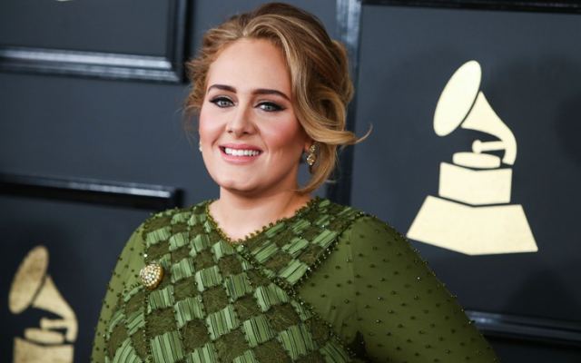 Πόσα κερδίζει σε κάθε live εμφάνισή της η Adele
