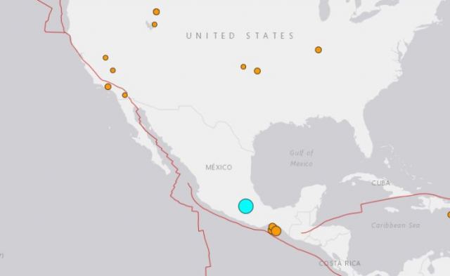 Ισχυρός σεισμός 7,4 Ρίχτερ ταρακούνησε το Μεξικό