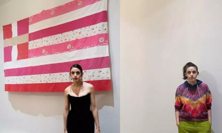 Ειρήνη Λιναρδάκη για ροζ ελληνική σημαία: «Ένα έργο τέχνης δεν μπορεί να γίνεται πολιτικό εργαλείο»