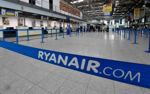 Μηνύσεις κατά της Ryanair ανακοίνωσε η βρετανική Υπηρεσία Πολιτικής Αεροπορίας