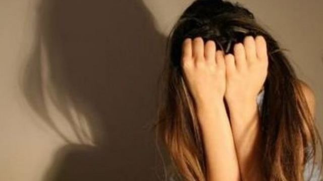 Σοκ στη Θεσσαλονίκη: Συνελήφθη 54χρονος για τον βιασμό της κόρης του